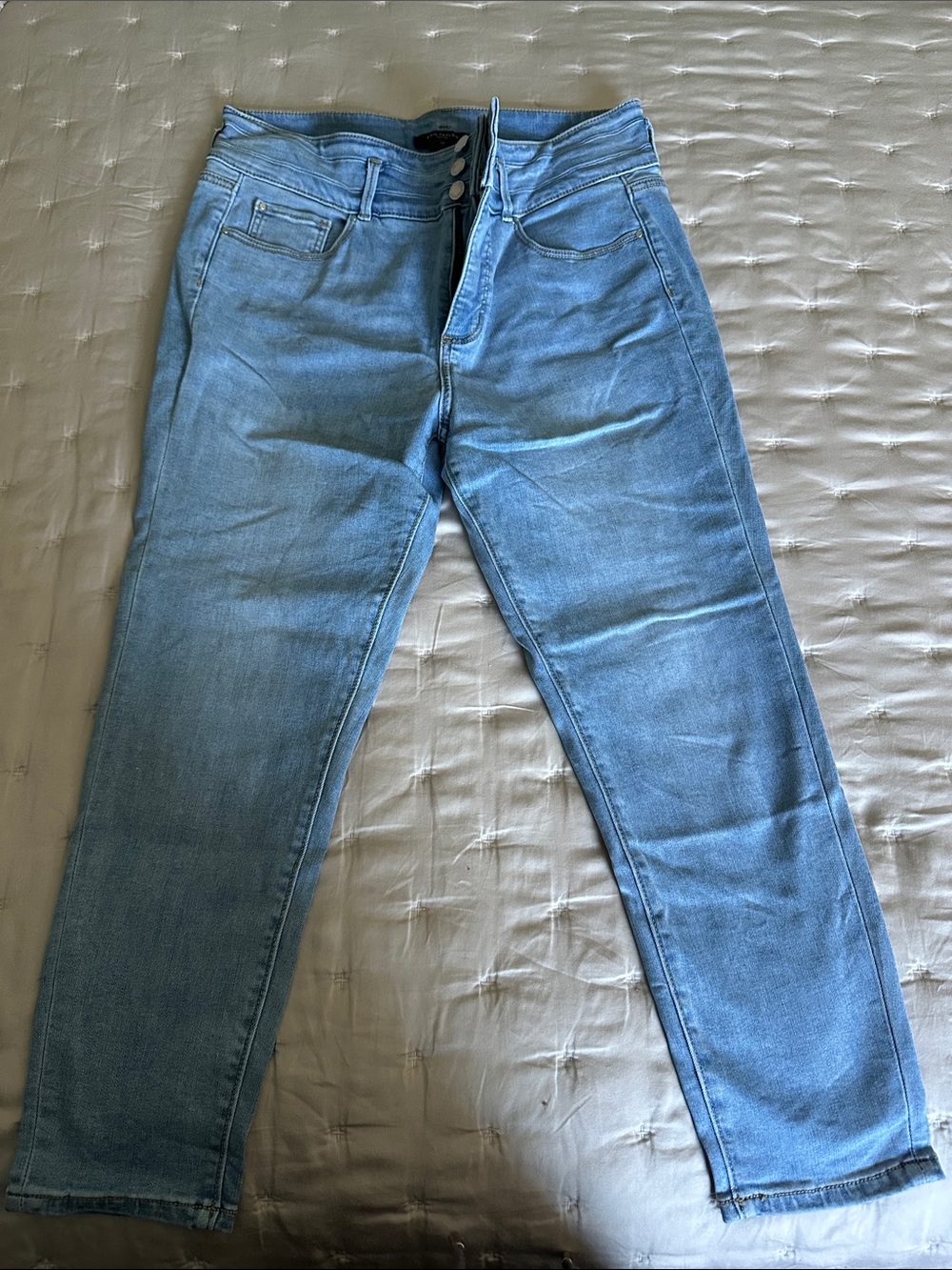 Ann Taylor high waisted crop Jeans in Light Blue Denim